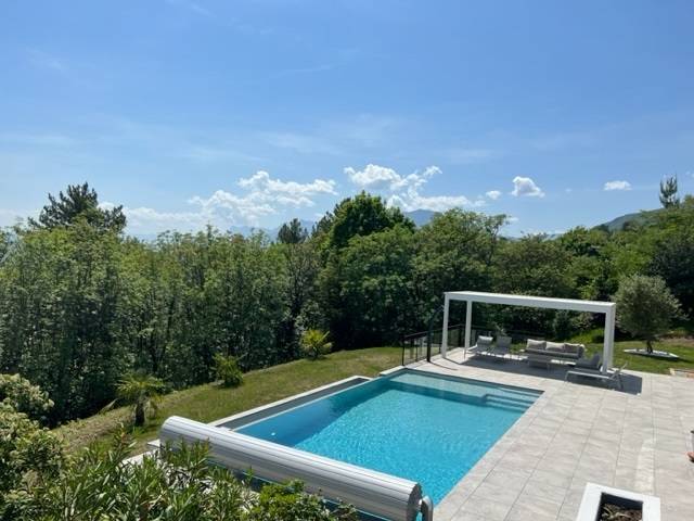 Conception d'une piscine à débordement à Corenc