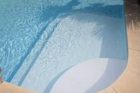 Escalier piscine (2)
