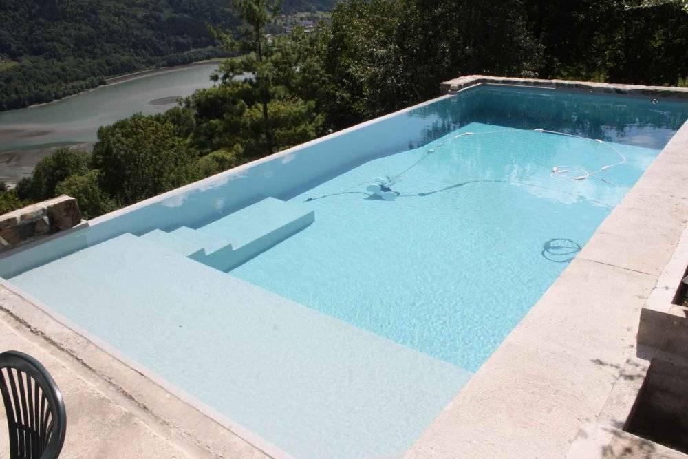 gris-piscine-1